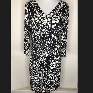 New York and Company Stretch 3/4 Sleeve Dress